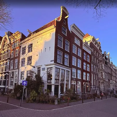 Bed & Breakfast Houseboat Avontuur Amsterdam