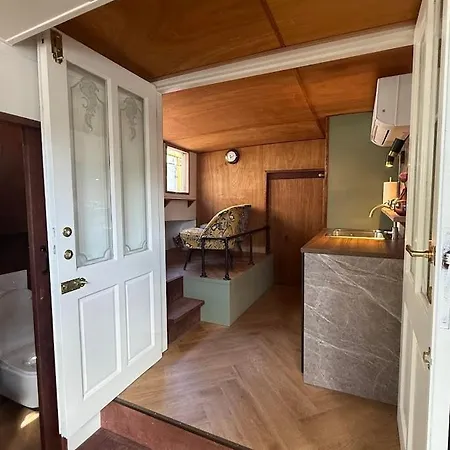 Houseboat Avontuur