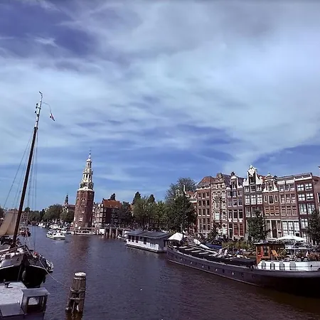 Bed & Breakfast Houseboat Avontuur