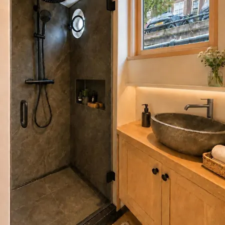 Houseboat Avontuur Bed & Breakfast Amsterdam